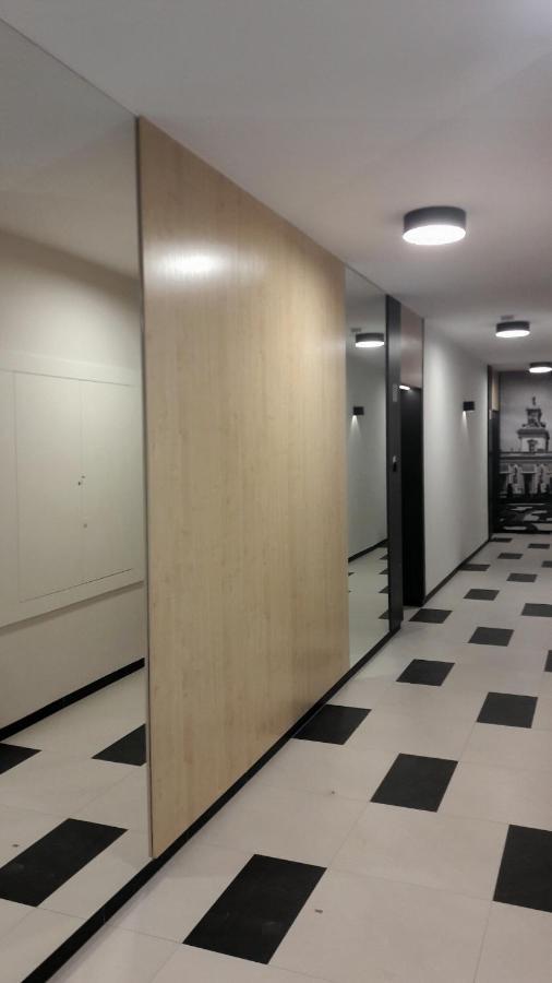 Silver Apartment In Wilanow Warsaw Ngoại thất bức ảnh